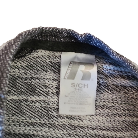 Wisconsin BADGERS Grey Sweater with Logo and Rose Print Design - Picture 4 of 5